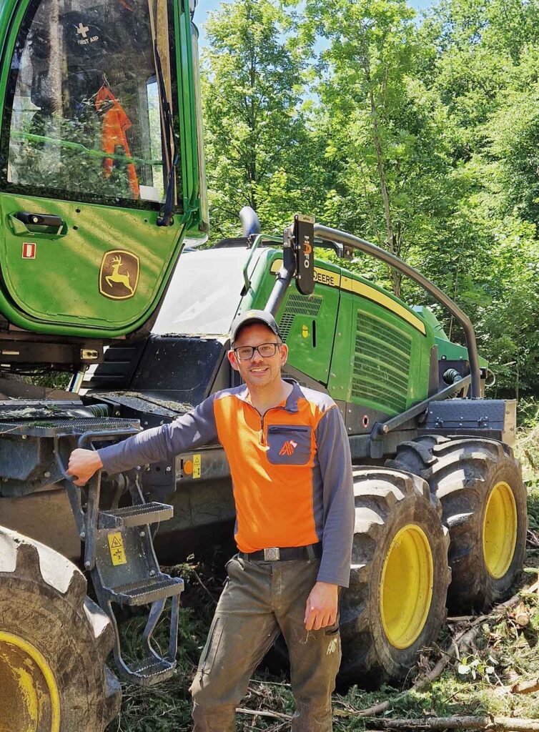 Fabian Tute vor Harvester